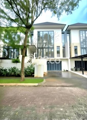 Ready to Use! Premium House LT 220m2 Desain Elegan di BSD Ready to Use! Premium House LT 220m2 Desain Elegan di BSD