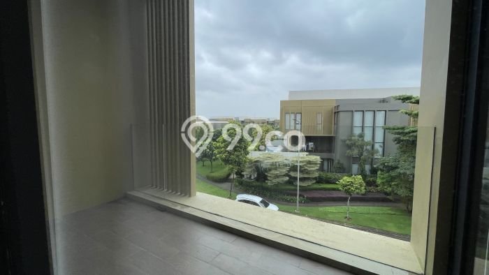 Rumah Elit Modern Tanpa Renovasi di BSD City Tangerang Rumah Elit Modern Tanpa Renovasi di BSD City Tangerang