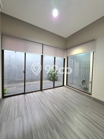 Hunian Elit LB 150m2 Siap Pakai Desain Elegan di BSD City, Tangerang Hunian Elit LB 150m2 Siap Pakai Desain Elegan di BSD City, Tangerang