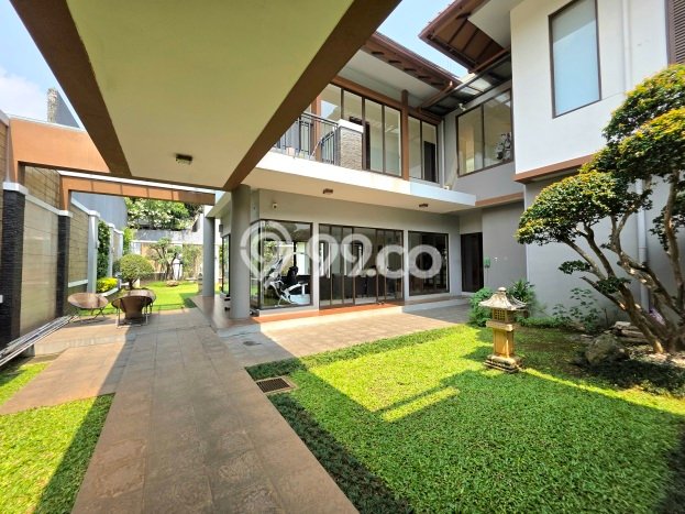 Rumah 4 KT 5 KM Luas Tanah 630m2m², LB 348m2m² di , Tangerang Rumah 4 KT 5 KM Luas Tanah 630m2m², LB 348m2m² di , Tangerang