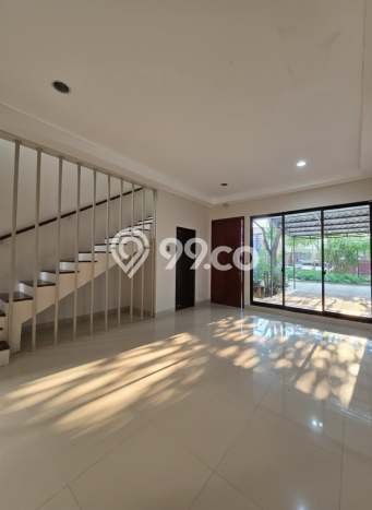 Ready to Use! Premium House LT 171m2 Desain Elegan di BSD Ready to Use! Premium House LT 171m2 Desain Elegan di BSD