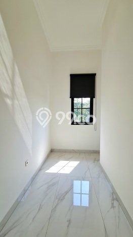 Rumah Kawasan BSD, LT 151m², LB 378m² Rumah Kawasan BSD, LT 151m², LB 378m²