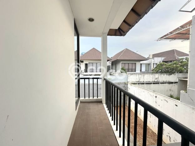 Siap Huni Rumah Mewah 4 Kamar di BSD Dekat ke Mana Saja Siap Huni Rumah Mewah 4 Kamar di BSD Dekat ke Mana Saja