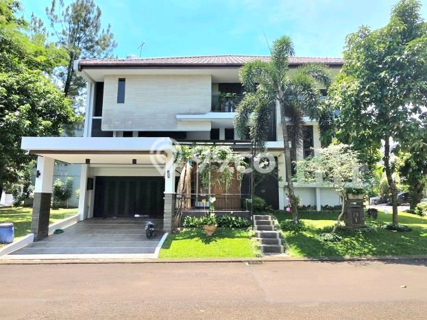 Jual Rumah Luas Megah Dengan View Cantik di BSD City, Tangerang Jual Rumah Luas Megah Dengan View Cantik di BSD City, Tangerang