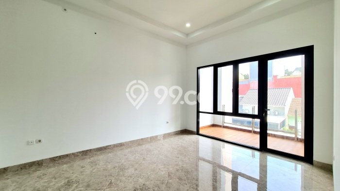 Ready to Use! Luxury House LT 180m2 Desain Modern di BSD Ready to Use! Luxury House LT 180m2 Desain Modern di BSD