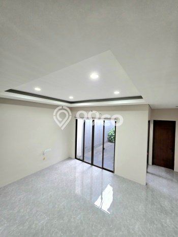 Hunian Elit LB 150m2 Siap Pakai Desain Elegan di BSD City, Tangerang Hunian Elit LB 150m2 Siap Pakai Desain Elegan di BSD City, Tangerang