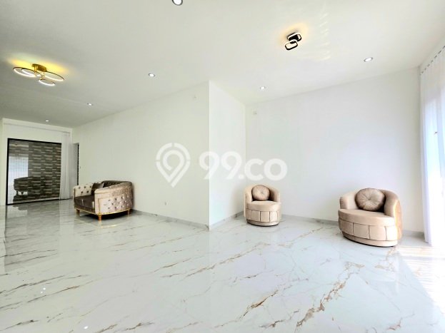 Rumah Elit Modern Tanpa Renovasi di BSD Tangerang Rumah Elit Modern Tanpa Renovasi di BSD Tangerang