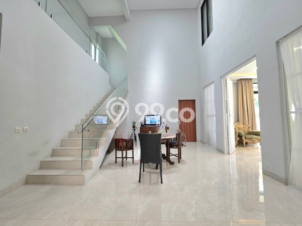 Dijual Rumah Premium dengan Fasilitas Sekitar Lengkap di BSD, Tangerang Selatan Dijual Rumah Premium dengan Fasilitas Sekitar Lengkap di BSD, Tangerang Selatan