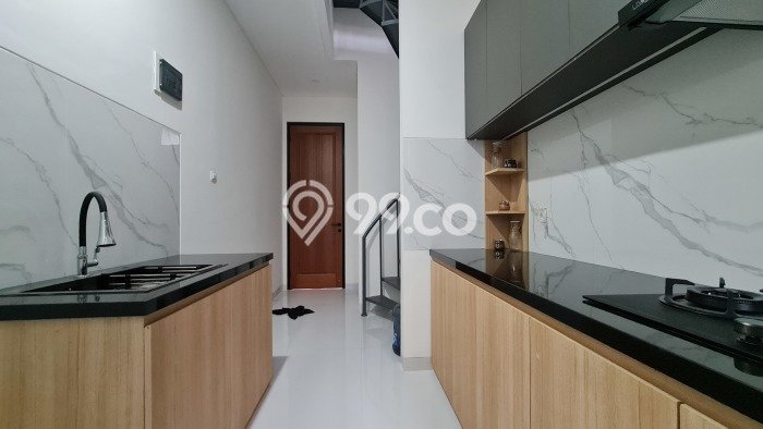 SPECIAL OFFER! Bisa KPR Rumah Modern di BSD Puspita Loka, Tangerang, LT 240m² LB 320m² SPECIAL OFFER! Bisa KPR Rumah Modern di BSD Puspita Loka, Tangerang, LT 240m² LB 320m²