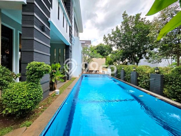 SPECIAL PRICE! Rumah Strategis lokasi BSD, Luas 500m² LB 425m² SPECIAL PRICE! Rumah Strategis lokasi BSD, Luas 500m² LB 425m²