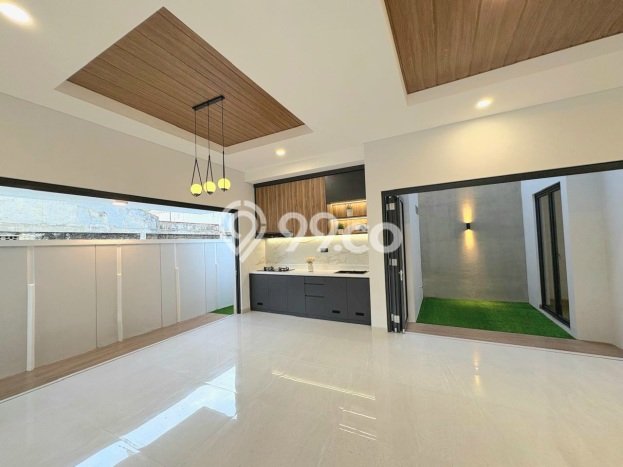 Dijual Rumah Premium dengan Fasilitas Sekitar Komplit di BSD, Tangerang Selatan Dijual Rumah Premium dengan Fasilitas Sekitar Komplit di BSD, Tangerang Selatan