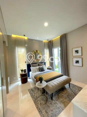 Dijual Rumah Mewah Megah Dengan View Cantik di Gading Serpong, Tangerang Dijual Rumah Mewah Megah Dengan View Cantik di Gading Serpong, Tangerang
