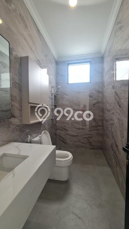 Ready to Use! Premium House LT 207m2 Desain Elegan di Bintaro Ready to Use! Premium House LT 207m2 Desain Elegan di Bintaro
