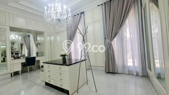 Rumah Elit Modern Tanpa Renovasi di BSD Foresta Tangerang Rumah Elit Modern Tanpa Renovasi di BSD Foresta Tangerang