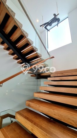 Rumah Luxury Modern Siap Huni di BSD Tangerang Rumah Luxury Modern Siap Huni di BSD Tangerang