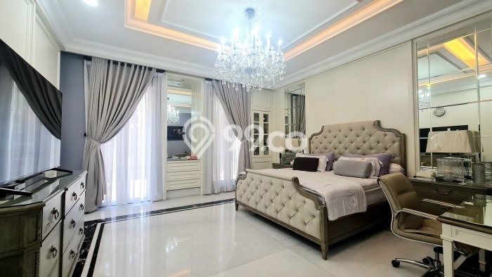 Rumah Elit Modern Tanpa Renovasi di BSD Foresta Tangerang Rumah Elit Modern Tanpa Renovasi di BSD Foresta Tangerang
