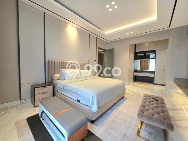 For Sale! Luxury House LT 550m2 Desain Modern di BSD For Sale! Luxury House LT 550m2 Desain Modern di BSD