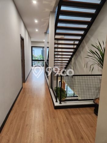 Rumah Luxury Modern Tanpa Renovasi di BSD Delatinos Tangerang Rumah Luxury Modern Tanpa Renovasi di BSD Delatinos Tangerang