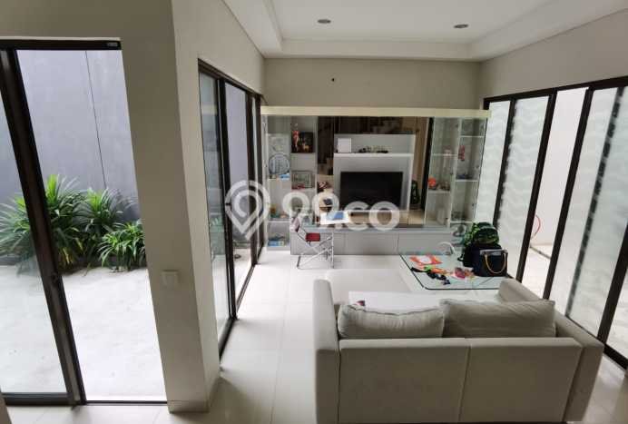 Rumah Harga Nego LT 200m² di Kawasan Residential BSD De Park, Tangerang Rumah Harga Nego LT 200m² di Kawasan Residential BSD De Park, Tangerang