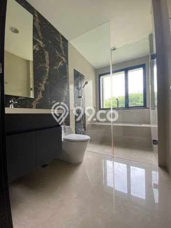 Rumah kawasan BSD City, Tangerang, LT 396m² LB 285m² Rumah kawasan BSD City, Tangerang, LT 396m² LB 285m²