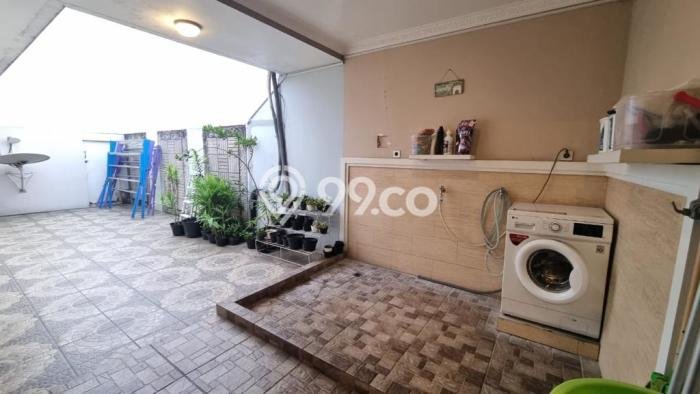 Investasi Masa Depan 4 Kamar Tidur Lokasi Prestisius di Kawasan Berkembang BSD The Icon, Tangerang Investasi Masa Depan 4 Kamar Tidur Lokasi Prestisius di Kawasan Berkembang BSD The Icon, Tangerang