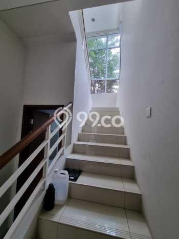 Rumah Asri area BSD Eminent, Tangerang, Luas 162m² LB 125m² Rumah Asri area BSD Eminent, Tangerang, Luas 162m² LB 125m²