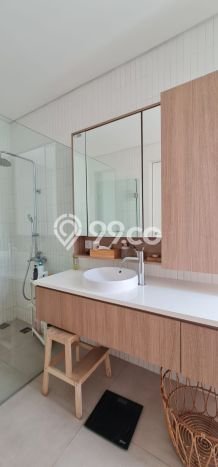 Rumah Berkualitas dengan Luas Tanah 180m² di Lingkungan Asri BSD Eminent, Tangerang Rumah Berkualitas dengan Luas Tanah 180m² di Lingkungan Asri BSD Eminent, Tangerang