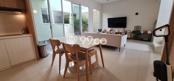 Rumah Berkualitas dengan Luas Tanah 180m² di Lingkungan Asri BSD Eminent, Tangerang Rumah Berkualitas dengan Luas Tanah 180m² di Lingkungan Asri BSD Eminent, Tangerang