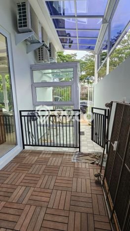 Jual Rumah Mewah Elegan Dengan View Eksklusif di BSD Eminent, Tangerang Jual Rumah Mewah Elegan Dengan View Eksklusif di BSD Eminent, Tangerang