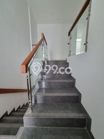 Ready to Use! Premium House LT 128m2 Desain Modern di Gading Serpong Ready to Use! Premium House LT 128m2 Desain Modern di Gading Serpong
