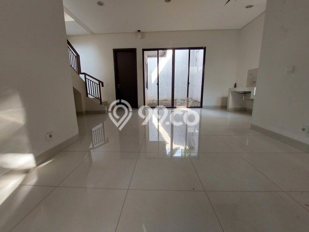 Ready to Use! Luxury House LT 126m2 Desain Elegan di BSD Eminent Ready to Use! Luxury House LT 126m2 Desain Elegan di BSD Eminent