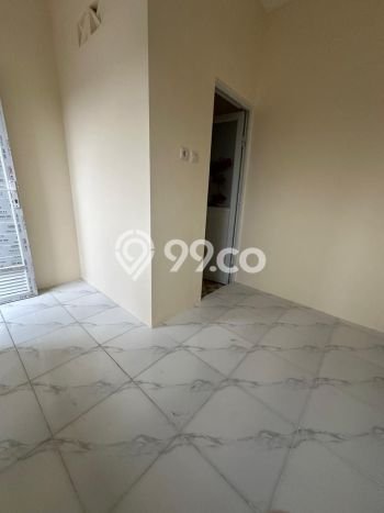 Jual Rumah Mewah Megah Dengan View Eksklusif di Alam Sutera, Tangerang Jual Rumah Mewah Megah Dengan View Eksklusif di Alam Sutera, Tangerang