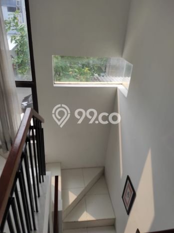 Hunian Mewah LB 180m2 Siap Huni Desain Elegan di BSD The Icon, Tangerang Hunian Mewah LB 180m2 Siap Huni Desain Elegan di BSD The Icon, Tangerang