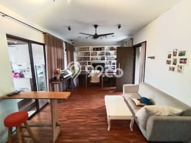 Rumah Nyaman LB 180m² View Gunung di BSD Eminent, Tangerang Rumah Nyaman LB 180m² View Gunung di BSD Eminent, Tangerang