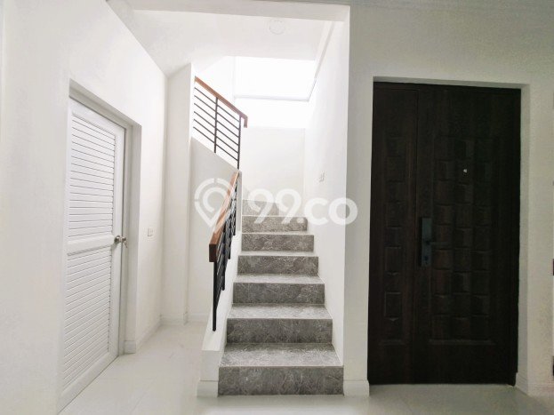 Ready to Use! Premium House LT 112m2 Desain Elegan di BSD The Icon Ready to Use! Premium House LT 112m2 Desain Elegan di BSD The Icon