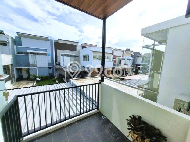 Ready to Use! Premium House LT 112m2 Desain Elegan di BSD The Icon Ready to Use! Premium House LT 112m2 Desain Elegan di BSD The Icon