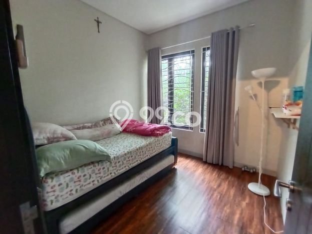 Rumah Nyaman LB 180m² View Gunung di BSD Eminent, Tangerang Rumah Nyaman LB 180m² View Gunung di BSD Eminent, Tangerang