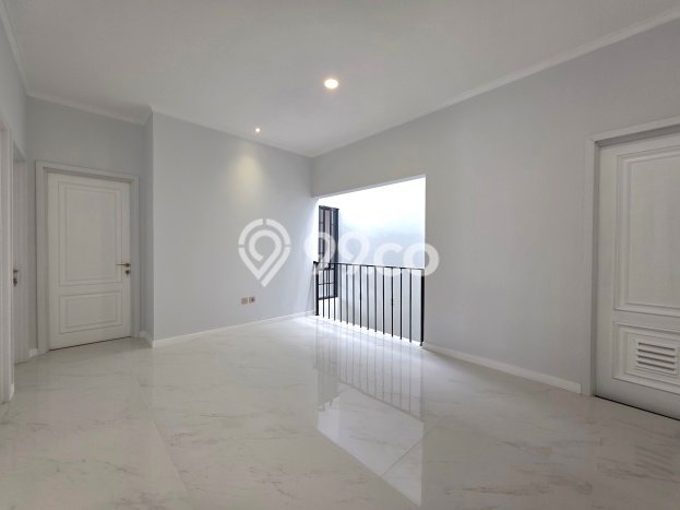 Rumah Elit LB 180m2 Siap Huni Desain Elegan di BSD Nusaloka, Tangerang Rumah Elit LB 180m2 Siap Huni Desain Elegan di BSD Nusaloka, Tangerang