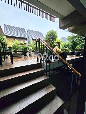 Hunian Mewah LB 250m2 Siap Huni Desain Elegan di BSD Green Wich, Tangerang Hunian Mewah LB 250m2 Siap Huni Desain Elegan di BSD Green Wich, Tangerang