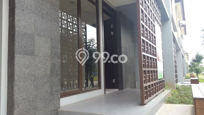 Ready to Use! Luxury House LT 135m2 Desain Modern di BSD Eminent Ready to Use! Luxury House LT 135m2 Desain Modern di BSD Eminent