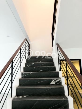 Hunian Impian Keluarga! Rumah Mewah di BSD Green Cove, Tangerang, Luas 240m² LB 300m² Hunian Impian Keluarga! Rumah Mewah di BSD Green Cove, Tangerang, Luas 240m² LB 300m²