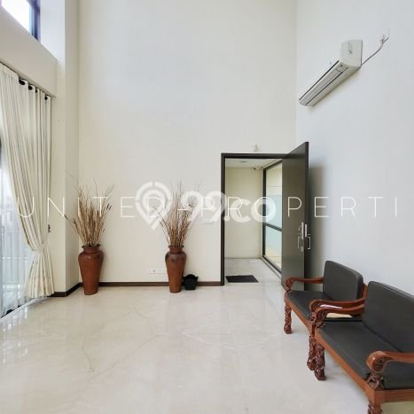 Jual Rumah Luas Megah Dengan View Eksklusif di BSD City, Tangerang Jual Rumah Luas Megah Dengan View Eksklusif di BSD City, Tangerang