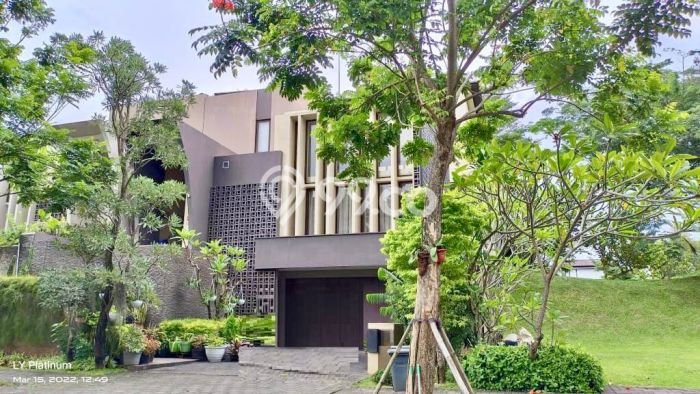 Rumah Mewah LB 300m2 Siap Huni Desain Elegan di BSD De Park, Tangerang Rumah Mewah LB 300m2 Siap Huni Desain Elegan di BSD De Park, Tangerang