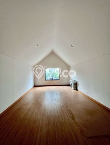 Dijual Rumah Luas Elegan Dengan View Eksklusif di BSD Green Wich, Tangerang Dijual Rumah Luas Elegan Dengan View Eksklusif di BSD Green Wich, Tangerang