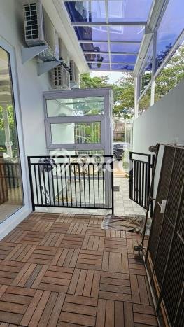 Rumah Mewah LB 332m2 Siap Huni Desain Elegan di BSD Eminent, Tangerang Rumah Mewah LB 332m2 Siap Huni Desain Elegan di BSD Eminent, Tangerang