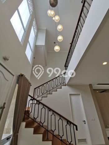 For Sale! Premium House LT 198m2 Desain Modern di BSD Green Wich For Sale! Premium House LT 198m2 Desain Modern di BSD Green Wich