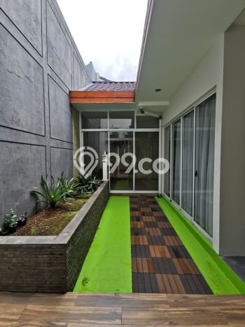 For Sale! Premium House LT 198m2 Desain Modern di BSD Green Wich For Sale! Premium House LT 198m2 Desain Modern di BSD Green Wich