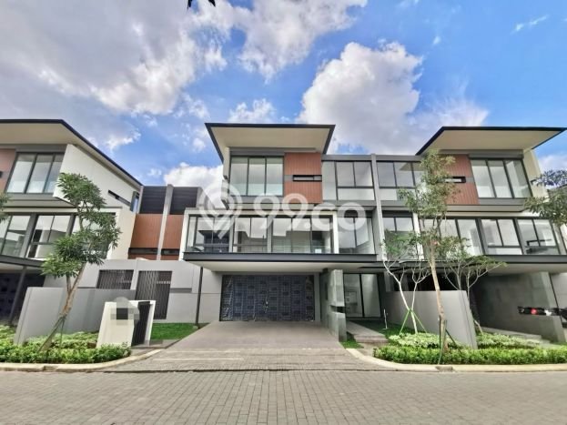 Hunian Elit LB 545m2 Siap Huni Desain Elegan di BSD City, Tangerang Hunian Elit LB 545m2 Siap Huni Desain Elegan di BSD City, Tangerang