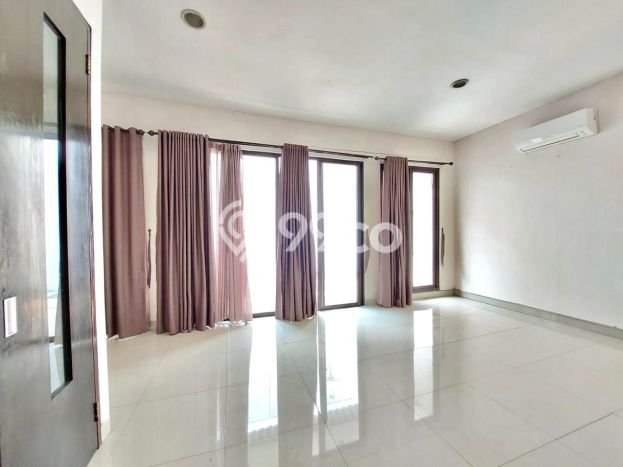 Jual Rumah Luas Elegan Dengan View Eksklusif di BSD Eminent, Tangerang Jual Rumah Luas Elegan Dengan View Eksklusif di BSD Eminent, Tangerang