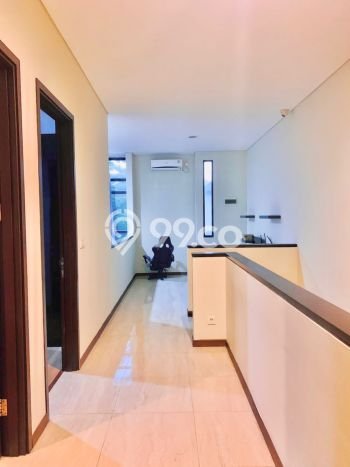 Dijual Rumah Luas Megah Dengan View Eksklusif di BSD City, Tangerang Dijual Rumah Luas Megah Dengan View Eksklusif di BSD City, Tangerang